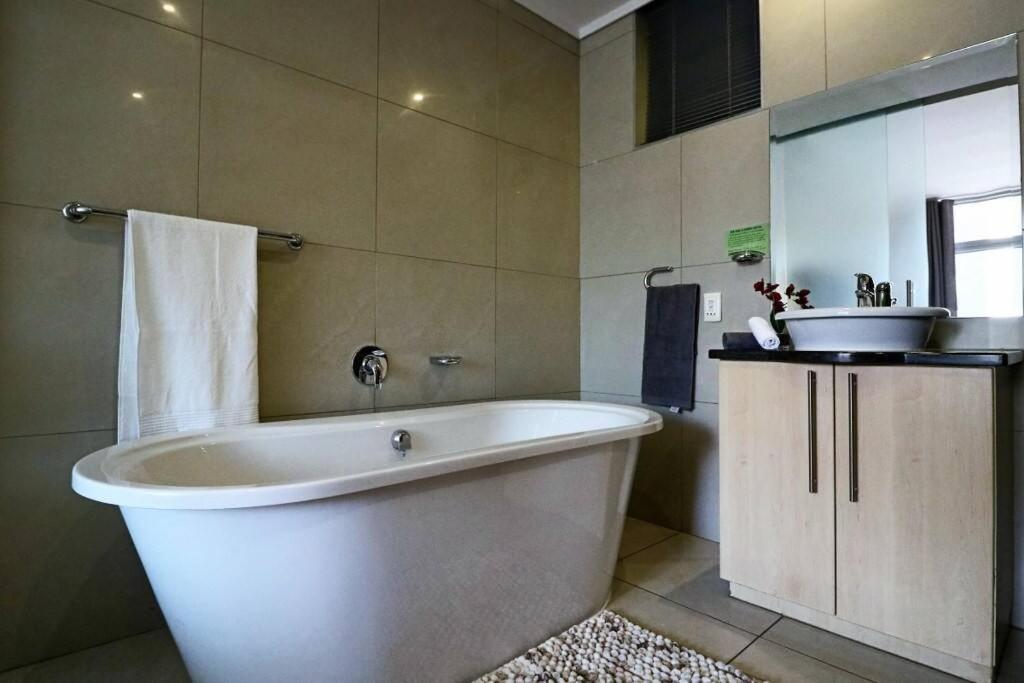 Upmarket Sandton Hydro Park Apartments Johannesburgo Exterior foto